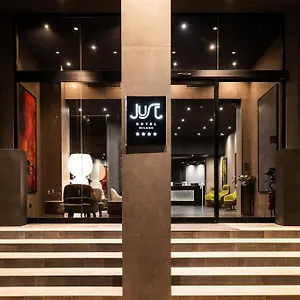 4* Otel Just