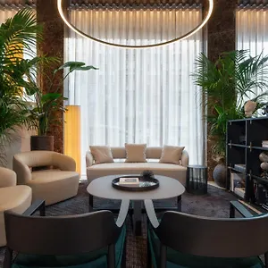 4* فندق كراون بلازا ميلانو سيتي