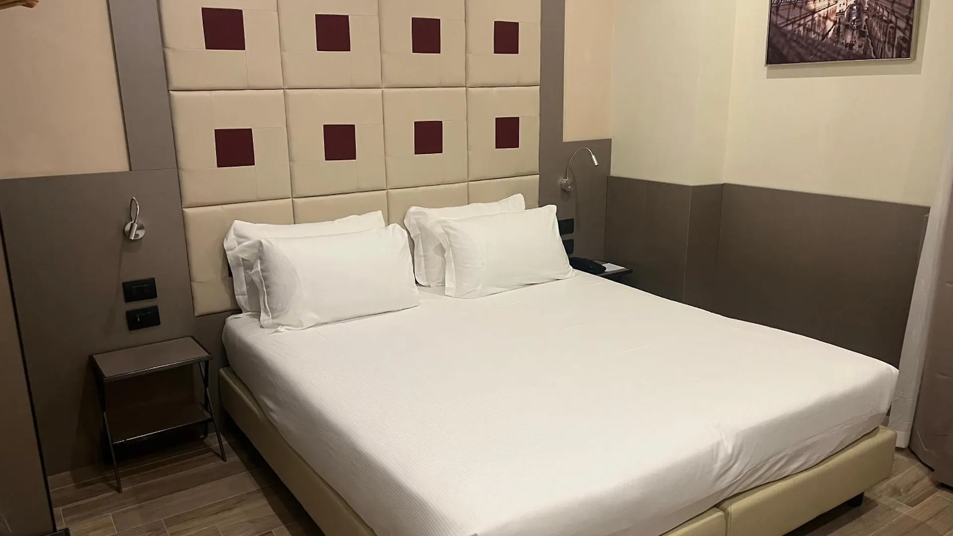 Jr Hotels Bocconi Milano