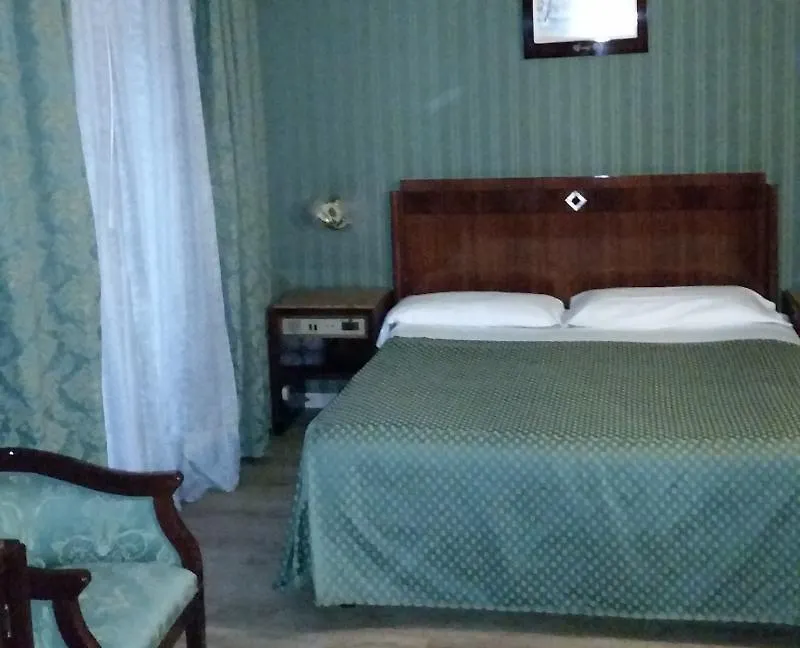 Jr Hotels Bocconi Milano