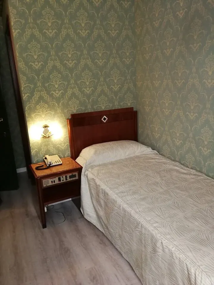 Jr Hotels Bocconi Milano 4*,